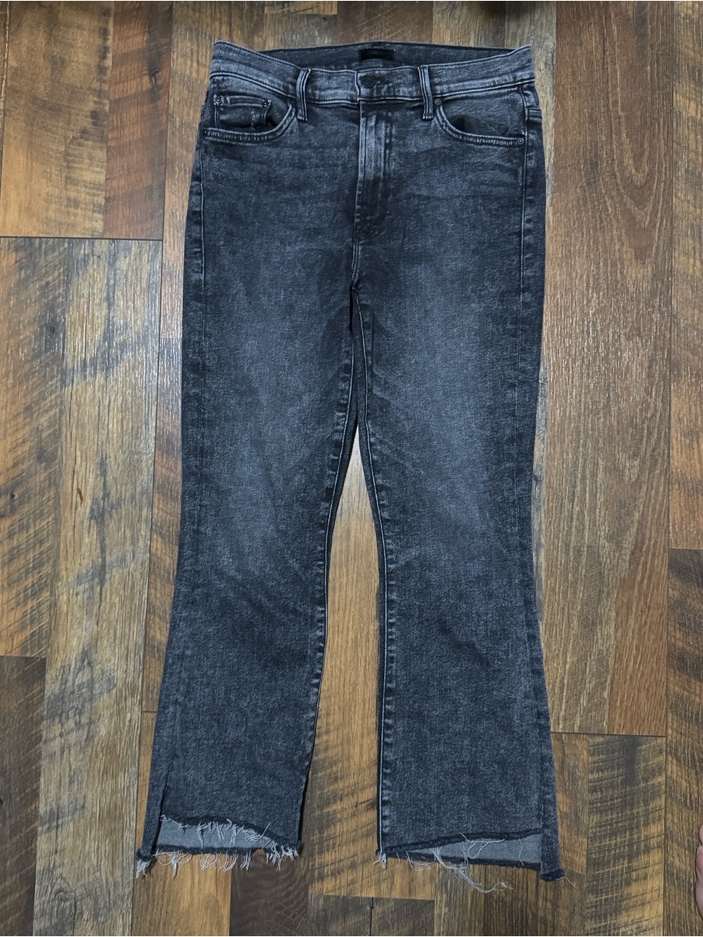 Mother Insider Crop Step Fray Jeans Train stops size 27